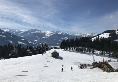 Skifahrt V - PowerCamp Hopfgarten 2017